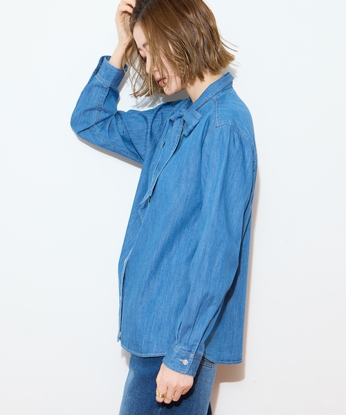 Petit Honfleur(プチオンフルール)の「デニムボウタイブラウス(シャツ/ブラウス・レディース・ブルー/ネイビー・9号/11号/13号)」の16枚目の写真