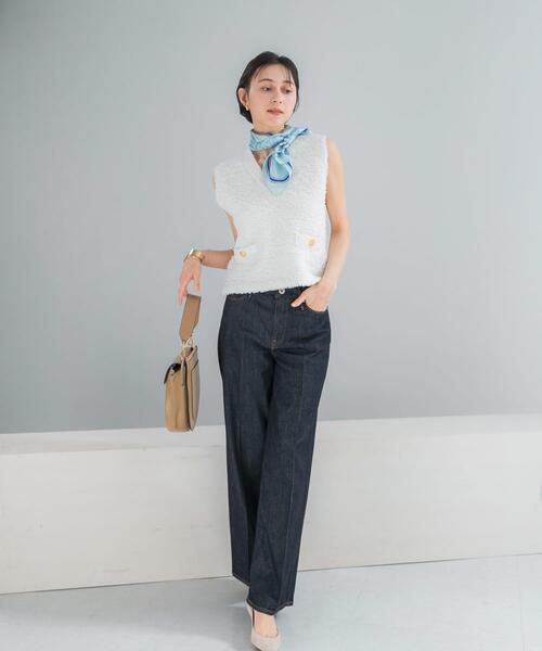 URBAN RESEARCH ROSSO WOMEN(アーバンリサーチ ロッソ)の「ニットツイードVネックベスト(ベスト・レディース・イエロー系その他/ホワイト・FREE)」の6枚目の写真