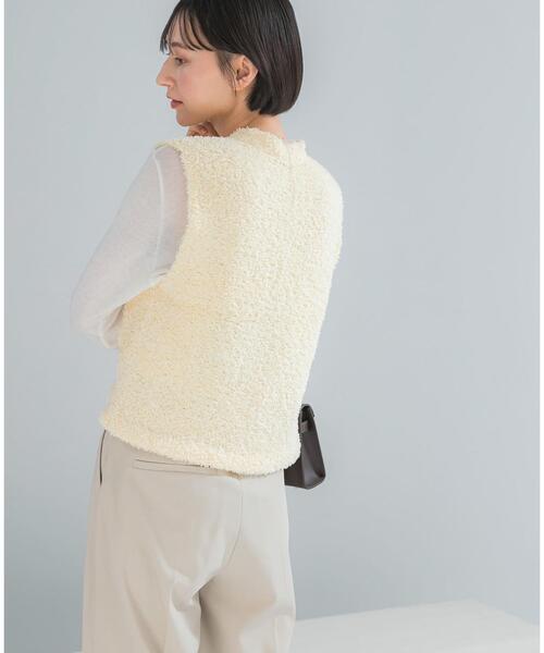 URBAN RESEARCH ROSSO WOMEN(アーバンリサーチ ロッソ)の「ニットツイードVネックベスト(ベスト・レディース・イエロー系その他/ホワイト・FREE)」の13枚目の写真