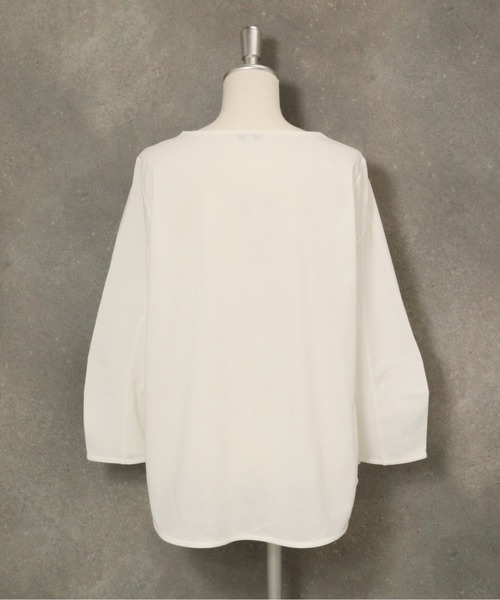 STUDIO PICONE(スタジオピッコーネ)の「UV冷感タック袖プルオーバー(Tシャツ/カットソー・レディース・ネイビー/ホワイト/ライトオレンジ系・LL/L/M)」の10枚目の写真