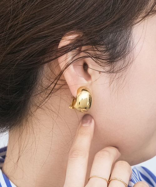 Spick & Span（スピックアンドスパン）の「Kenneth Jay Lane / ケネス ジェイ レーン イヤリング（イヤリング・レディース・ゴールド・FREE）」の4枚目の写真