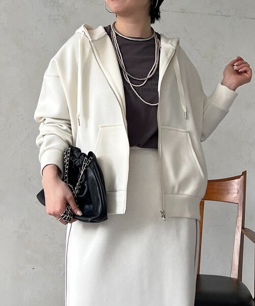 un dix cors(アンディコール)の「ボンディングパーカー(パーカー・レディース・ブラック/アイボリー/ブルー系その他・FREE)」の4枚目の写真