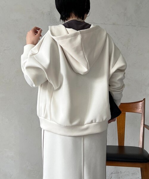 un dix cors(アンディコール)の「ボンディングパーカー(パーカー・レディース・ブラック/アイボリー/ブルー系その他・FREE)」の20枚目の写真