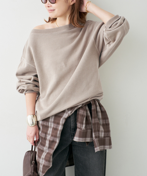 Deuxieme Classe（ドゥーズィエムクラス）の「*Vintage Off Shoulder プルオーバー（スウェット・レディース・ベージュ/ブラック系その他・FREE）」の2枚目の写真
