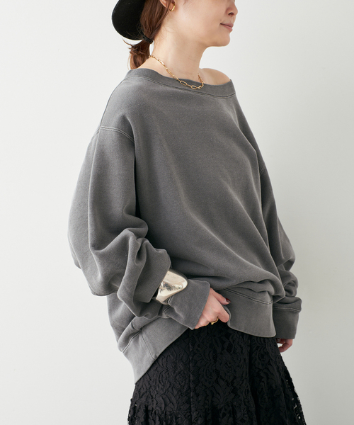Deuxieme Classe（ドゥーズィエムクラス）の「*Vintage Off Shoulder プルオーバー（スウェット・レディース・ベージュ/ブラック系その他・FREE）」の6枚目の写真