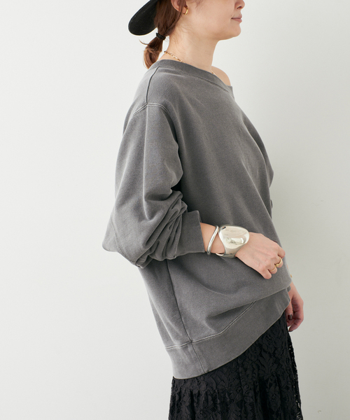 Deuxieme Classe（ドゥーズィエムクラス）の「*Vintage Off Shoulder プルオーバー（スウェット・レディース・ベージュ/ブラック系その他・FREE）」の7枚目の写真