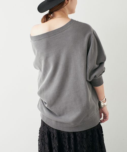Deuxieme Classe（ドゥーズィエムクラス）の「*Vintage Off Shoulder プルオーバー（スウェット・レディース・ベージュ/ブラック系その他・FREE）」の9枚目の写真