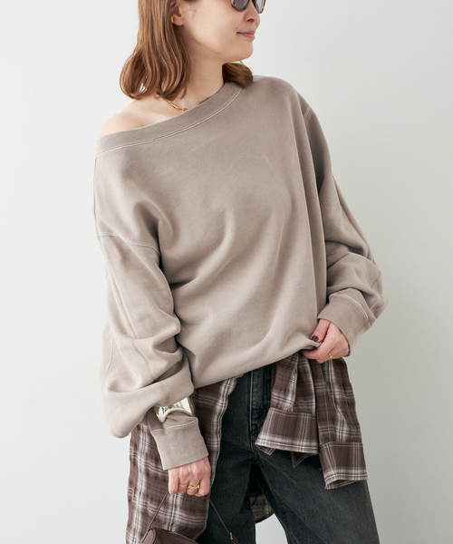 Deuxieme Classe（ドゥーズィエムクラス）の「*Vintage Off Shoulder プルオーバー（スウェット・レディース・ベージュ/ブラック系その他・FREE）」の19枚目の写真