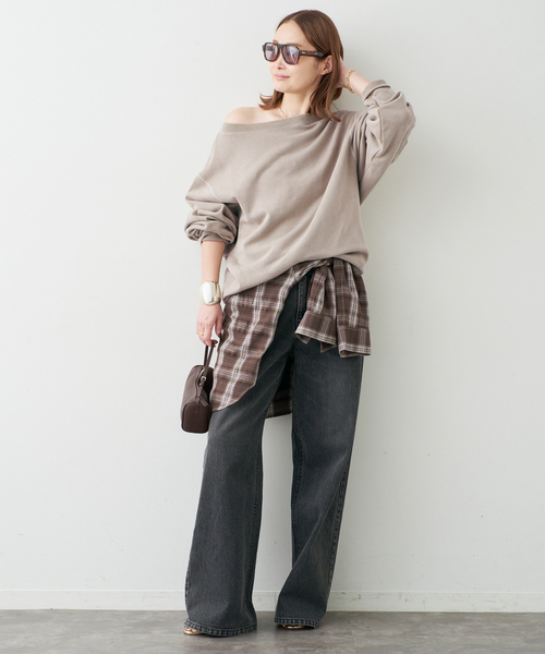 Deuxieme Classe（ドゥーズィエムクラス）の「*Vintage Off Shoulder プルオーバー（スウェット・レディース・ベージュ/ブラック系その他・FREE）」の20枚目の写真