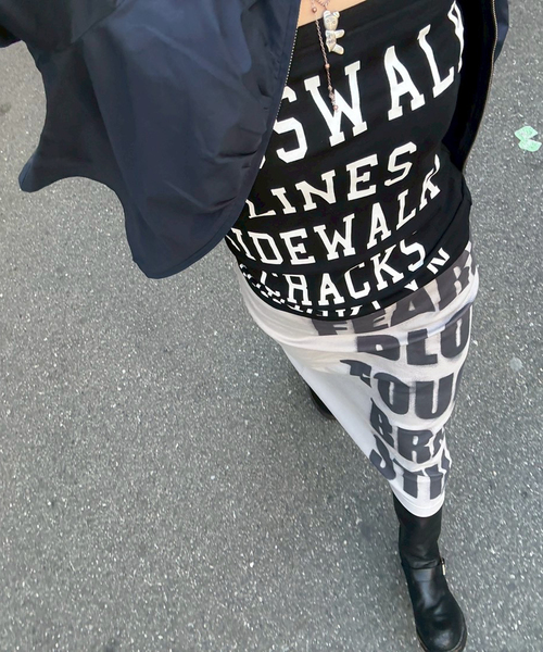 Oriens JOURNAL STANDARD（オリエンス ジャーナルスタンダード）の「《追加》ロゴロングスカート（スカート・レディース・グレー・FREE）」の8枚目の写真