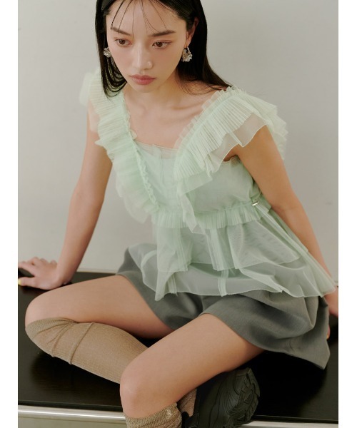 SNIDEL(スナイデル)の「Sustainableタックボリュームショートパンツ(その他パンツ・レディース・ブラック/イエロー/グレー・0/1)」の14枚目の写真