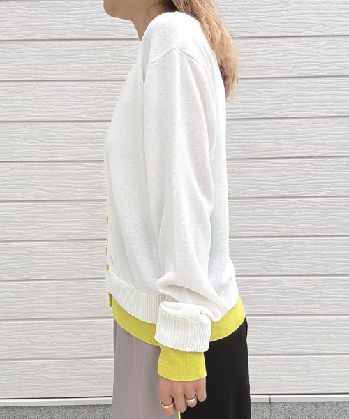 Q（キュー）の「レイヤード風バイカラーカーディガン（カーディガン/ボレロ・レディース・ライトグレー/アイボリー・MEDIUM）」の4枚目の写真