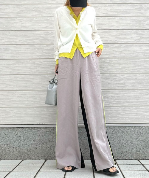 Q（キュー）の「レイヤード風バイカラーカーディガン（カーディガン/ボレロ・レディース・ライトグレー/アイボリー・MEDIUM）」の8枚目の写真