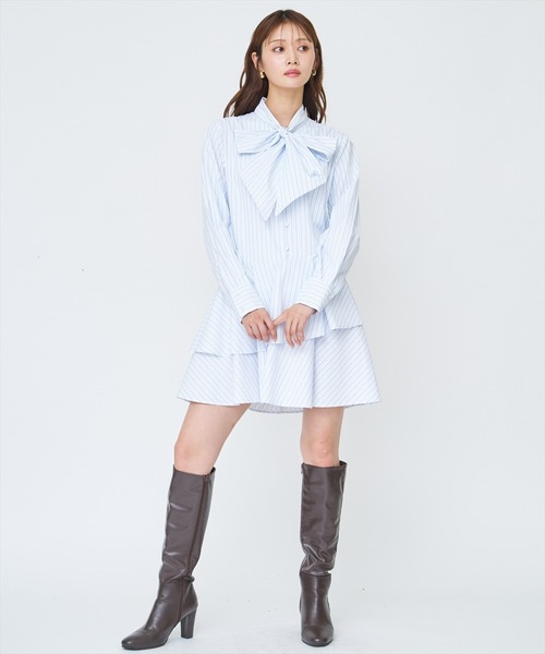 AND COUTURE(アンドクチュール)の「アシメストライプミニワンピース(ワンピース・レディース・ブルー系その他/ホワイト系その他・FREE)」の3枚目の写真