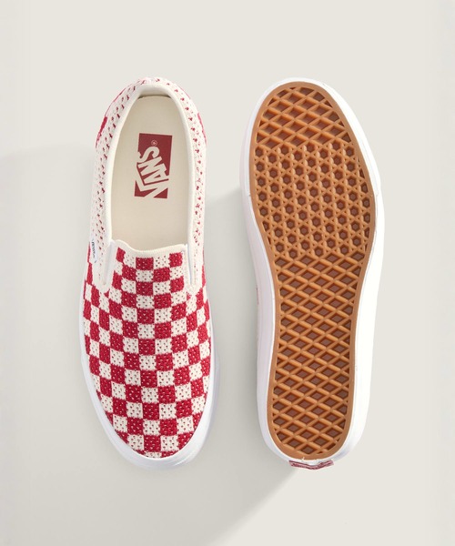 VANS(バンズ)の「VANS PREMIUM スリッポン EK / LX Classic Slip-On 98 EK CHECK VN000EG1CIS1(スリッポン・メンズ・レッド・11/10.5/10/9.5/9/8.5/8/7.5/7/6.5/6/5.5/5)」の3枚目の写真