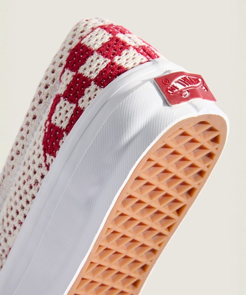 VANS(バンズ)の「VANS PREMIUM スリッポン EK / LX Classic Slip-On 98 EK CHECK VN000EG1CIS1(スリッポン・メンズ・レッド・11/10.5/10/9.5/9/8.5/8/7.5/7/6.5/6/5.5/5)」の5枚目の写真