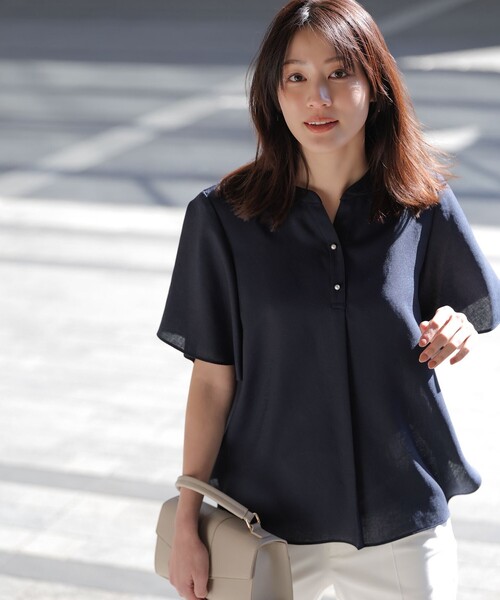 ANY SIS（エニィスィス）の「スムージーポリエステル スキッパー ブラウス（シャツ/ブラウス・レディース・ホワイト系1/ライトイエロー系1/ネイビー系/ライトグリーン系・MEDIUM）」の3枚目の写真