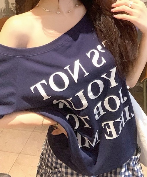 Teem Store(チームストア)の「ロゴプリントワンショルオーバーサイズTシャツ(Tシャツ/カットソー・レディース・ネイビー/ホワイト/ピンク・F)」の19枚目の写真
