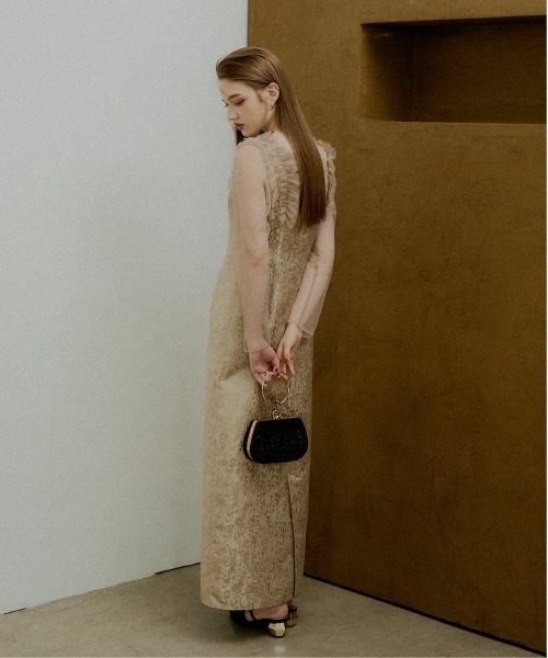 LE'RURE(リルアー)の「Shouder frill jacquard dress(ドレス・レディース・ベージュ/グレー・MEDIUM/TALL/SMALL)」の15枚目の写真