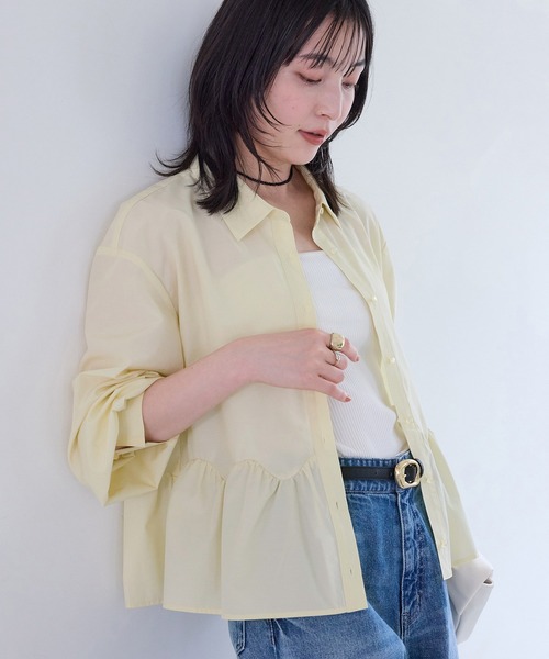 VIS（ビス）の「ウエーブヘムペプラムシャツ（シャツ/ブラウス・レディース・ホワイト/ブルー/イエロー・FREE）」の3枚目の写真