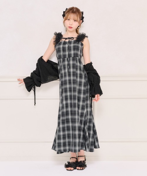 apres jour（アプレジュール）の「肩チュールマーメイドキャミワンピース（ワンピース・レディース・ブラック系その他/ブラウン系その他/グレー系その他・SMALL/X-LARGE/MEDIUM）」の17枚目の写真