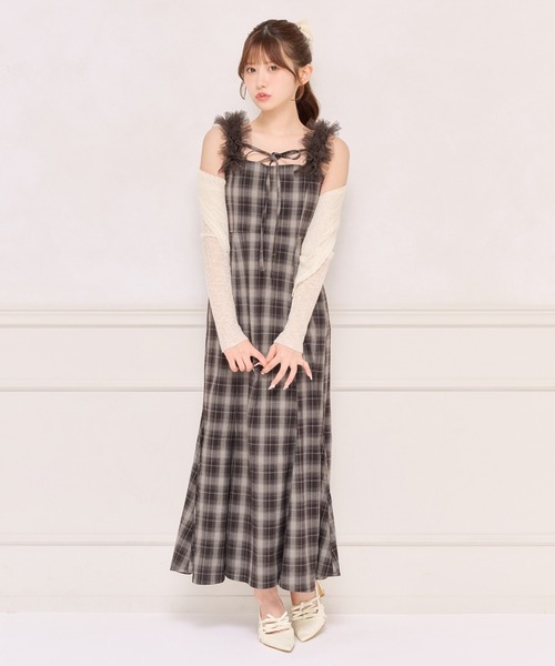 apres jour（アプレジュール）の「肩チュールマーメイドキャミワンピース（ワンピース・レディース・ブラック系その他/ブラウン系その他/グレー系その他・SMALL/X-LARGE/MEDIUM）」の13枚目の写真