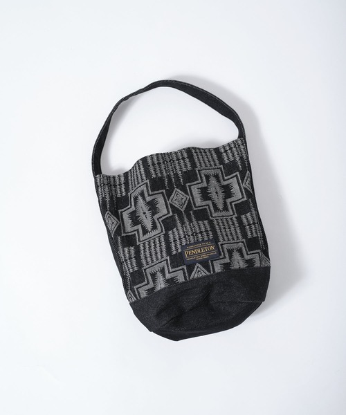 PENDLETON(ペンドルトン)の「【 PENDLETON / ペンドルトン 】JAQUARD DENIM TOTEBAG / ジャガードデニムトートバッグ(トートバッグ・レディース・ブラック/インディゴブルー・FREE)」の13枚目の写真
