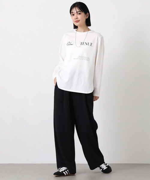 Gready Brilliant（グレディブリリアン）の「Ｃａｌｍｅ刺しゅうクルーネックカットソー（Tシャツ/カットソー・レディース・オフホワイト/ライトブルー・38）」の3枚目の写真