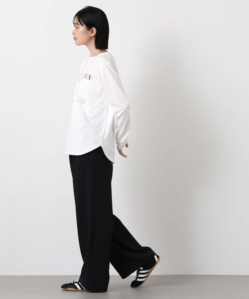 Gready Brilliant（グレディブリリアン）の「Ｃａｌｍｅ刺しゅうクルーネックカットソー（Tシャツ/カットソー・レディース・オフホワイト/ライトブルー・38）」の4枚目の写真