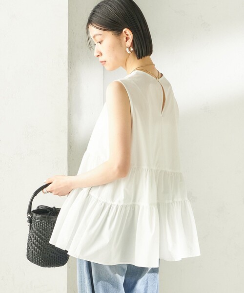 SHIPS(シップス)の「〈接触冷感 / 撥水加工〉TEXBRID(R) タフタ ノースリーブ ブラウス(シャツ/ブラウス・レディース・ブラック/オフホワイト/ロイヤルブルー・ONE SIZE)」の22枚目の写真