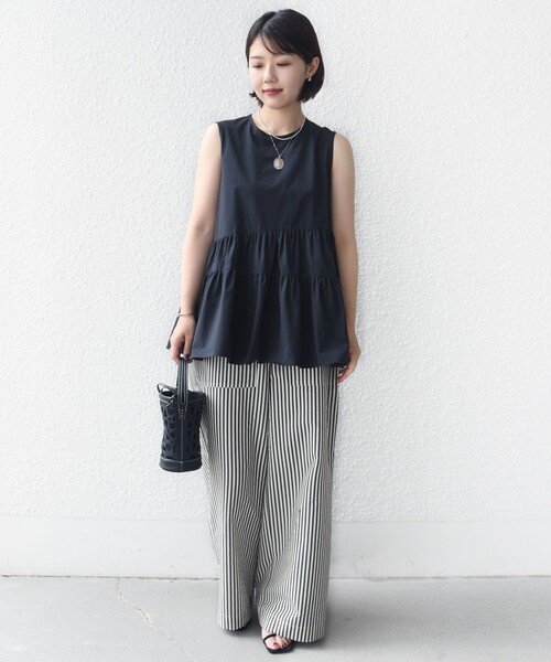 SHIPS（シップス）の「〈接触冷感 / 撥水加工〉TEXBRID(R) タフタ ノースリーブ ブラウス（シャツ/ブラウス・レディース・ブラック/オフホワイト/ロイヤルブルー/ブラウン・ONE SIZE）」の12枚目の写真