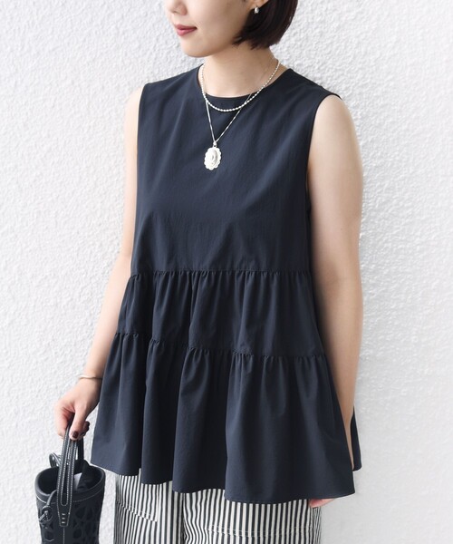 SHIPS（シップス）の「〈接触冷感 / 撥水加工〉TEXBRID(R) タフタ ノースリーブ ブラウス（シャツ/ブラウス・レディース・ブラック/オフホワイト/ロイヤルブルー/ブラウン・ONE SIZE）」の13枚目の写真