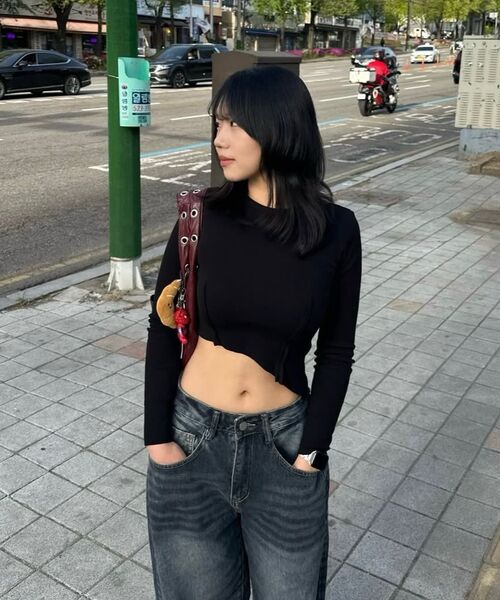 PHOS333(フォースサンサンサン)の「W Diagonal Long Sleeved/Black(Tシャツ/カットソー・レディース・その他・FREE)」の5枚目の写真