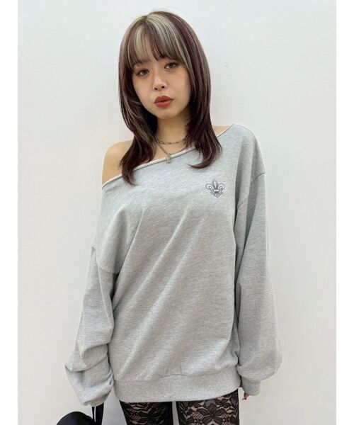 EVRIS（エヴリス）の「ワンショルダースウェットトップス（スウェット・レディース・グレー/ホワイト・FREE）」の2枚目の写真