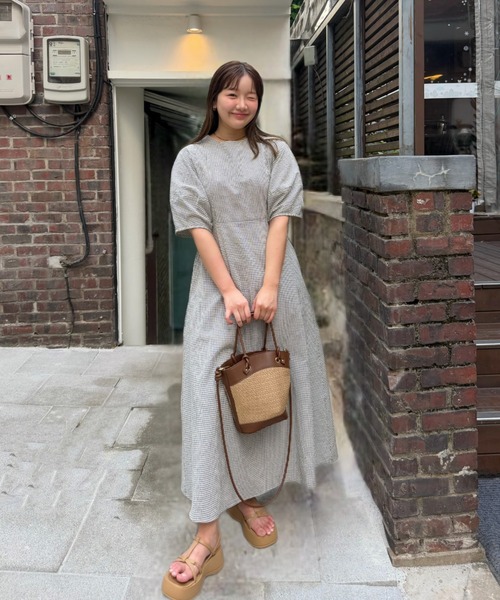OLUN(オルン)の「2way cocoon sleeve check onepiece/2wayコクーンチェックワンピース(ワンピース・レディース・ホワイト系その他/ブラック系その他・SMALL/FREE/X-SMALL)」の7枚目の写真