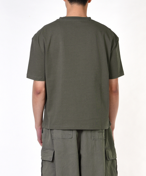 AOG PROJECT(エイオージープロジェクト)の「ソリッドクロップ半袖Tシャツ(オリーブグリーン)(Tシャツ/カットソー・メンズ・オリーブ・LARGE/X-LARGE)」の14枚目の写真