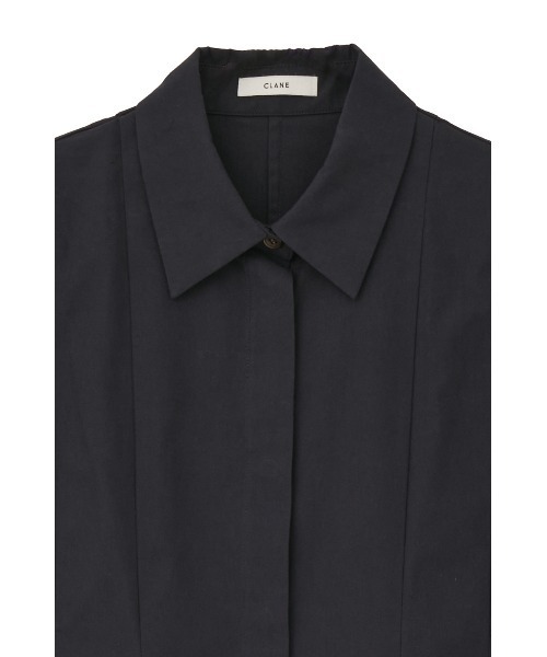 CLANE(クラネ)の「PANELL PLEAT SQUARE SLEEVE SHIRTS(シャツ/ブラウス・レディース・ホワイト/ネイビー/ミント・2/1)」の6枚目の写真
