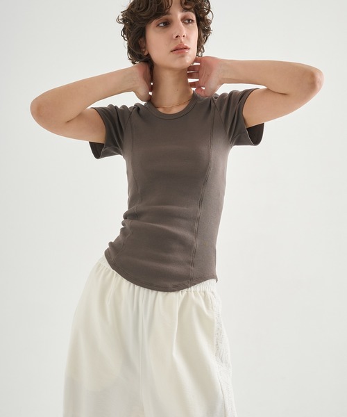 CITY TOKYO(シティトウキョウ)の「【CITY TOKYO/シティートウキョウ】Rib U Neck T/リブUネックTシャツ(Tシャツ/カットソー・レディース・ブラック/ホワイト/ブラウン・FREE)」の15枚目の写真