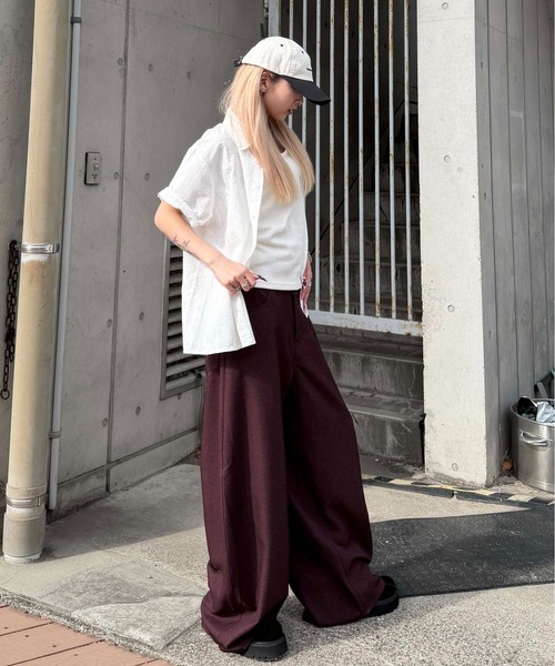 sedacle(セダクル)の「バッグベルトカーブスラックス(スラックス・メンズ・ボルドー/ブラック・SMALL/LARGE/MEDIUM)」の19枚目の写真