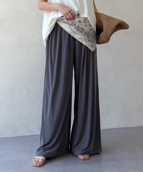 DouDou(ドゥドゥ)の「レーヨンカットワイドパンツ(その他パンツ・レディース・ブラック/キャメル/チャコールグレー・FREE/TM)」の10枚目の写真