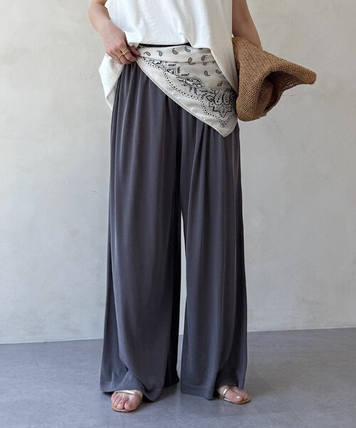 DouDou(ドゥドゥ)の「レーヨンカットワイドパンツ(その他パンツ・レディース・ブラック/キャメル/チャコールグレー・FREE/TM)」の11枚目の写真