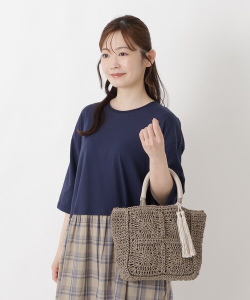one'sterrace(ワンズテラス)の「TSL ペーパータッセルスクエアトート(トートバッグ・レディース・サックスブルー系8/ベージュ系8/ダークブラウン系8・99)」の13枚目の写真