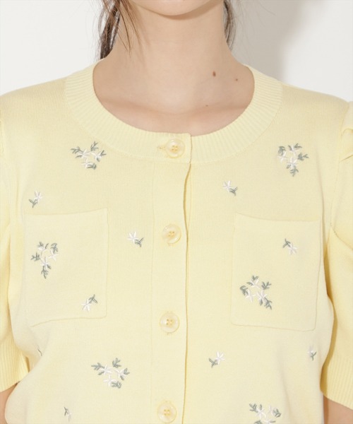 WILLSELECTION（ウィルセレクション）の「小花刺繍タックスリーブカーディガン（カーディガン/ボレロ・レディース・オフホワイト/ブルー/ピンク/イエロー/ネイビー・FREE）」の17枚目の写真