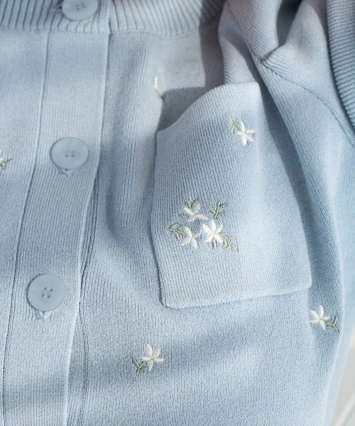 WILLSELECTION（ウィルセレクション）の「小花刺繍タックスリーブカーディガン（カーディガン/ボレロ・レディース・オフホワイト/ブルー/ピンク/イエロー/ネイビー・FREE）」の8枚目の写真