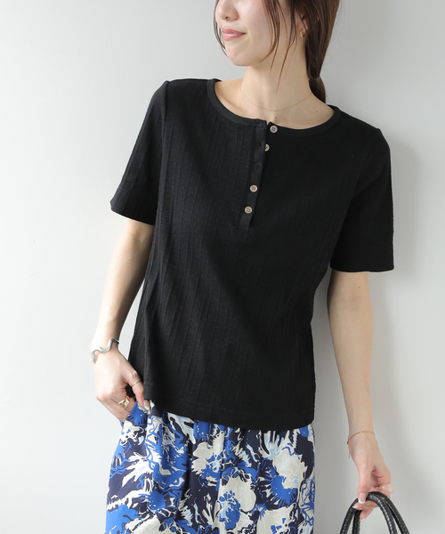 JOURNAL STANDARD relume（ジャーナルスタンダード　レリューム）の「ヘンリーネックランダムリブTシャツ（Tシャツ/カットソー・レディース・ピンク/ホワイト/ブラック/カーキ・FREE）」の7枚目の写真
