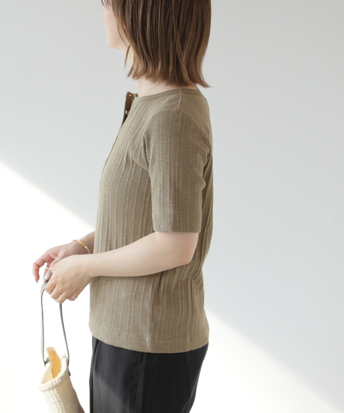 JOURNAL STANDARD relume（ジャーナルスタンダード　レリューム）の「ヘンリーネックランダムリブTシャツ（Tシャツ/カットソー・レディース・ピンク/ホワイト/ブラック/カーキ・FREE）」の20枚目の写真