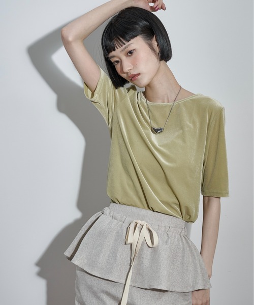 THE YOn(ザヨン)の「2WAYシアーベロアハーフスリーブカーデ(Tシャツ/カットソー・レディース・ダークブラウン/アイボリー/ライム・FREE)」の10枚目の写真