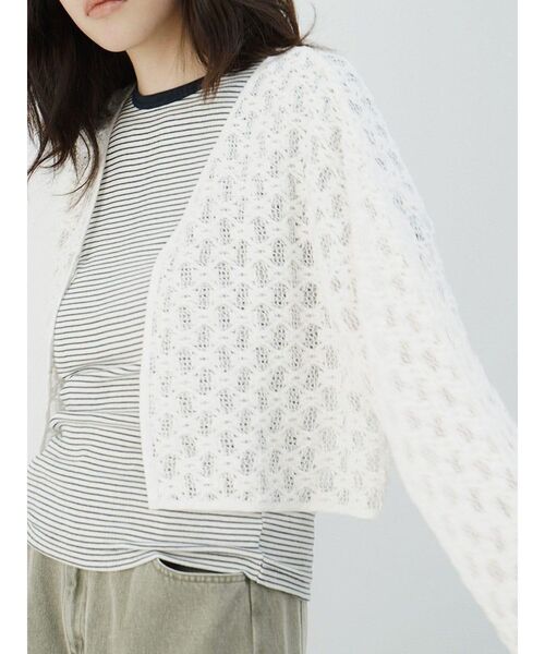 FIKA.(フィーカ)の「Lace front hook top(シャツ/ブラウス・レディース・ブラック/ホワイト・MEDIUM)」の4枚目の写真