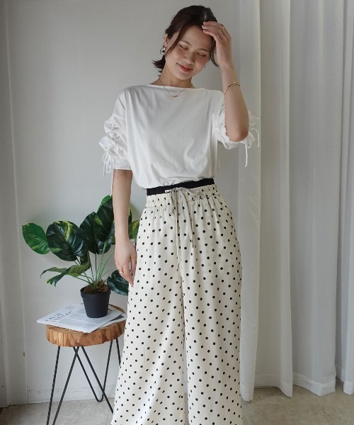 CORNERS(コーナーズ)の「異素材袖フリルトップス【接触冷感】(Tシャツ/カットソー・レディース・ブラック/オフホワイト・FREE)」の10枚目の写真