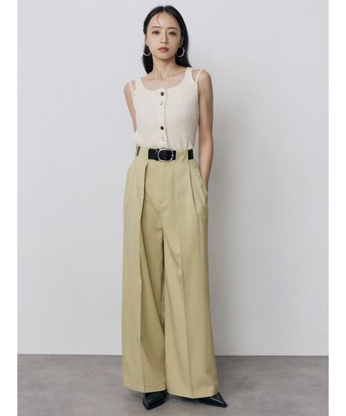 MURUA(ムルーア)の「オーバータックワイドパンツ【ベルト付】 夏服(スラックス・レディース・ライトグリーン/ブラック/アイボリー・2/1)」の6枚目の写真